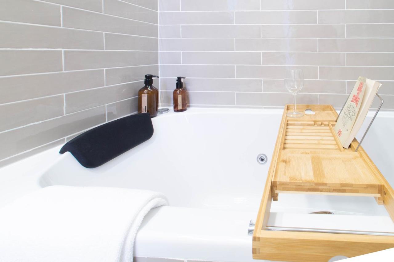 Domina Boutique Apartment Χιρόνα Εξωτερικό φωτογραφία