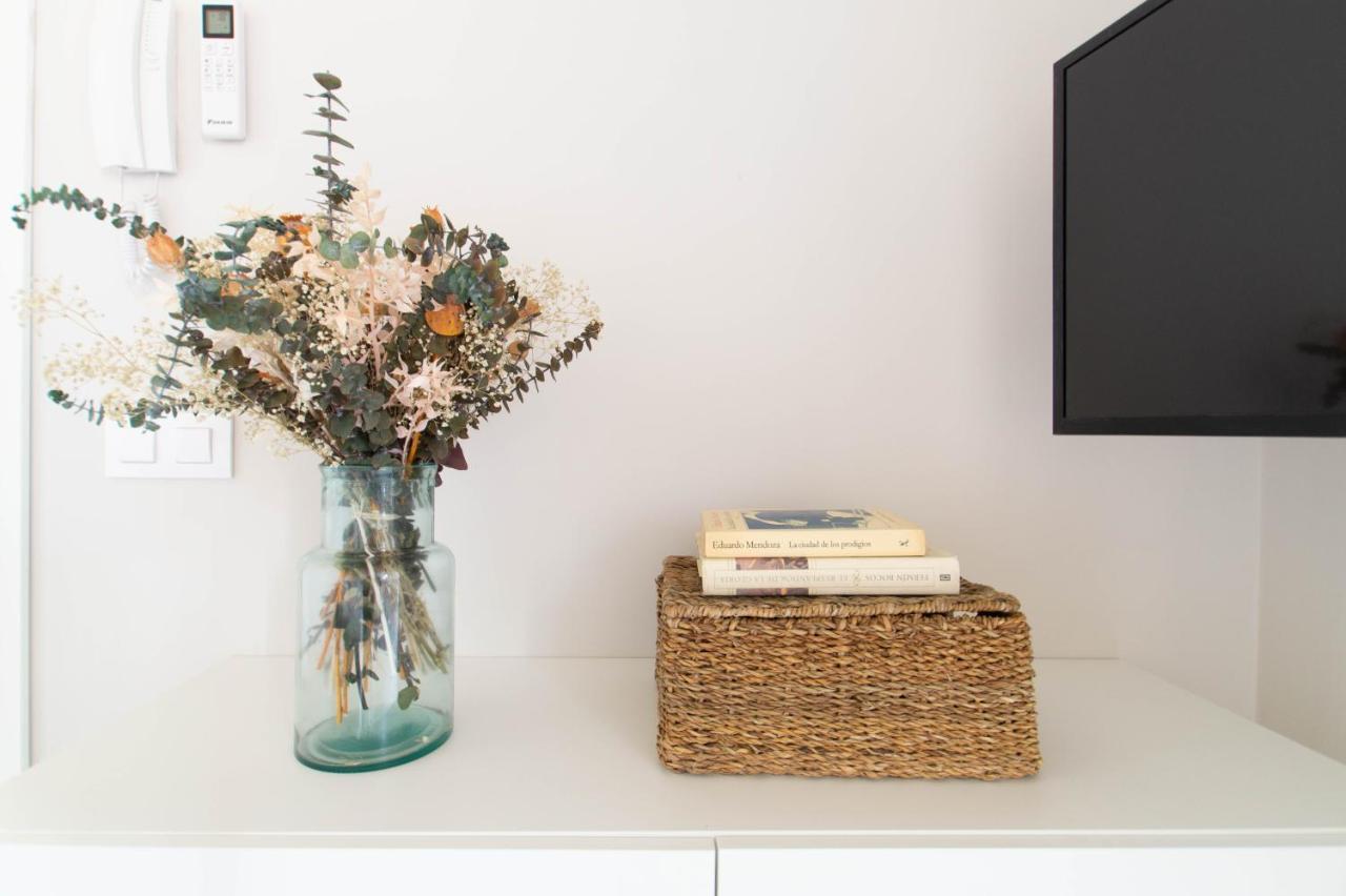 Domina Boutique Apartment Χιρόνα Εξωτερικό φωτογραφία